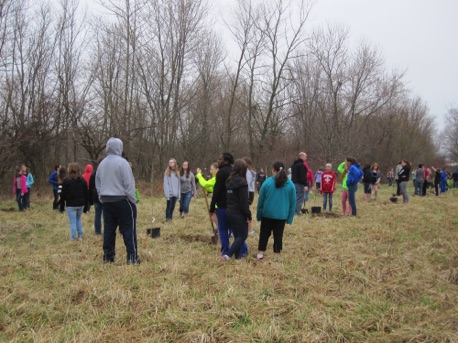 The Boonsboro Middle School Sixth Grade Tree Planting in the Park, April 2015.