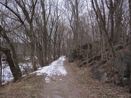 Towpath, upriver from Dam No. 5